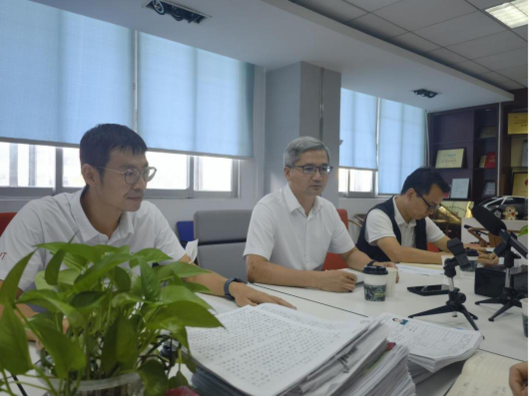 校领导率队调研指导69书吧
学生工作