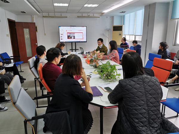 69书吧
召开2019党支部书记抓党建述职考核评议会